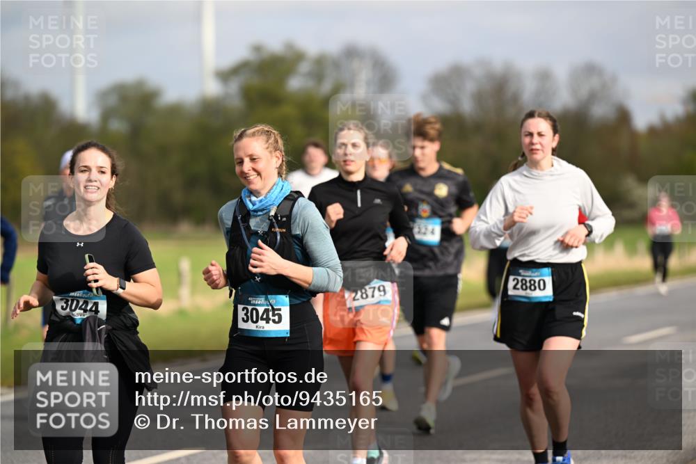 12.04.2026 - 45. Internationalen Wilhelmsburger Insellauf Dr. Thomas Lammeyer http://msf.ph/oto/9435165 12.04.2026 09:23:40 Laufen 3044, 3045, 2879, 324, 2880 meine-sportfotos.de