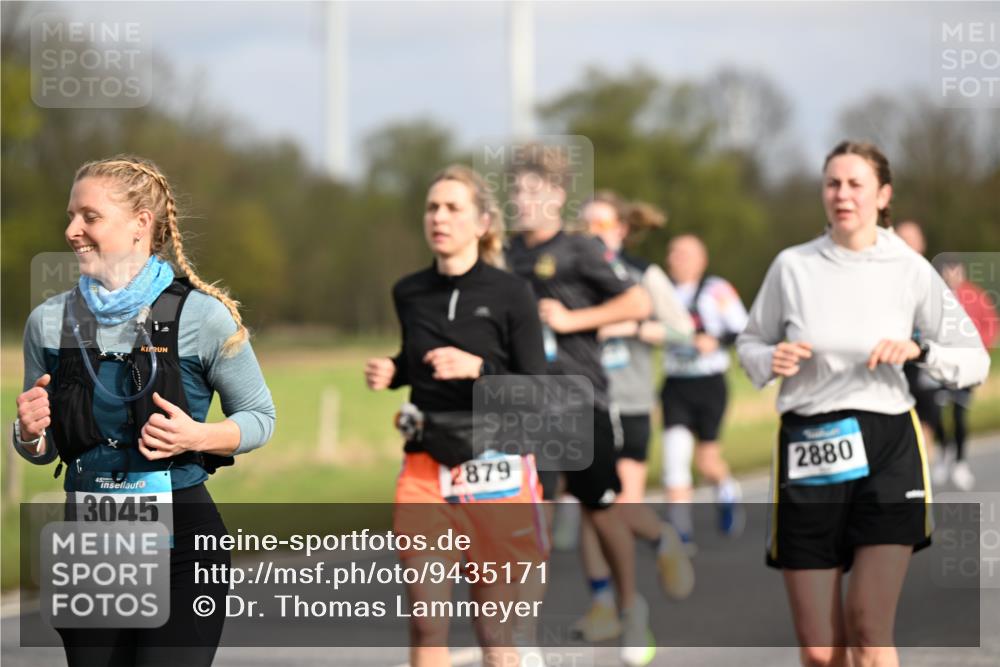 12.04.2026 - 45. Internationalen Wilhelmsburger Insellauf Dr. Thomas Lammeyer http://msf.ph/oto/9435171 12.04.2026 09:23:41 Laufen 45, 3045, 2879, 2880 meine-sportfotos.de
