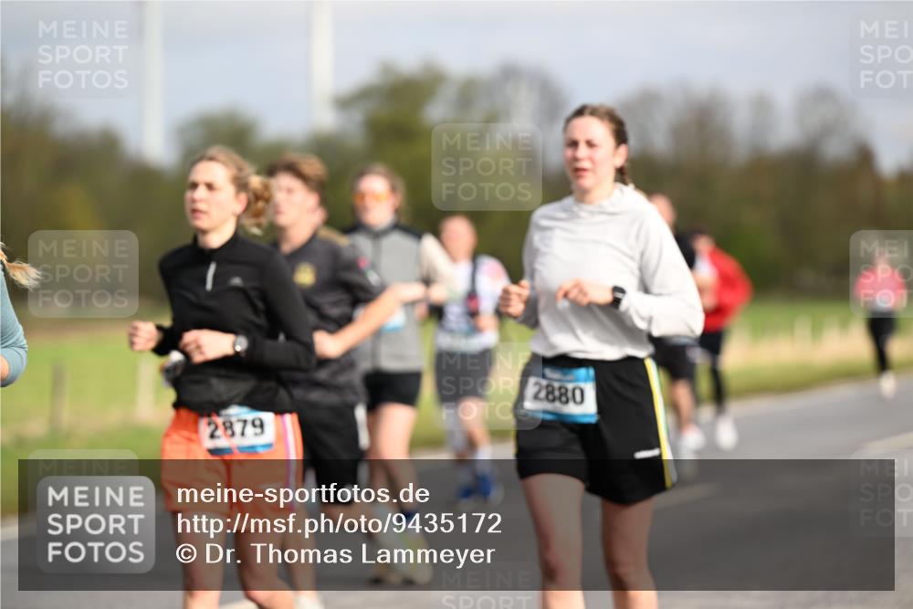 12.04.2026 - 45. Internationalen Wilhelmsburger Insellauf Dr. Thomas Lammeyer http://msf.ph/oto/9435172 12.04.2026 09:23:41 Laufen 2879, 2880 meine-sportfotos.de