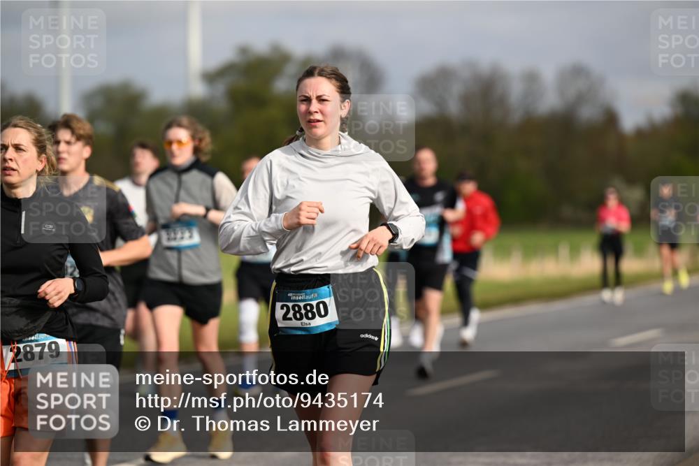 12.04.2026 - 45. Internationalen Wilhelmsburger Insellauf Dr. Thomas Lammeyer http://msf.ph/oto/9435174 12.04.2026 09:23:42 Laufen 2879, 2880 meine-sportfotos.de