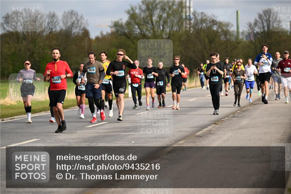 12.04.2026 - 45. Internationalen Wilhelmsburger Insellauf Dr. Thomas Lammeyer http://msf.ph/oto/9435216 12.04.2026 09:23:48 Laufen 2230, 2441, 4464, 2818, 5748, 997, 10, 3059, 3187, 4596, 4597, 4215, 352, 5319 meine-sportfotos.de