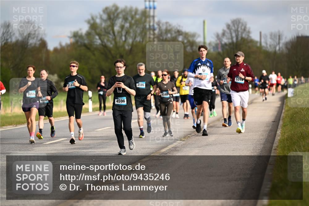 12.04.2026 - 45. Internationalen Wilhelmsburger Insellauf Dr. Thomas Lammeyer http://msf.ph/oto/9435246 12.04.2026 09:23:53 Laufen 3059, 4956, 3187, 4596, 4595, 4597, 47, 5319 meine-sportfotos.de