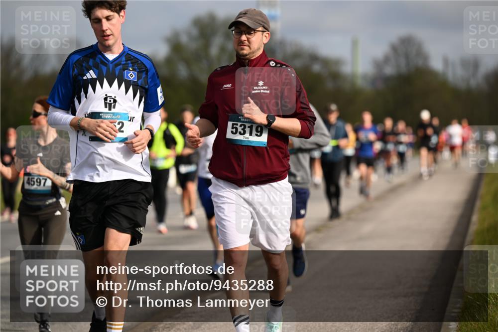 12.04.2026 - 45. Internationalen Wilhelmsburger Insellauf Dr. Thomas Lammeyer http://msf.ph/oto/9435288 12.04.2026 09:24:01 Laufen 4597, 2, 45, 5319 meine-sportfotos.de