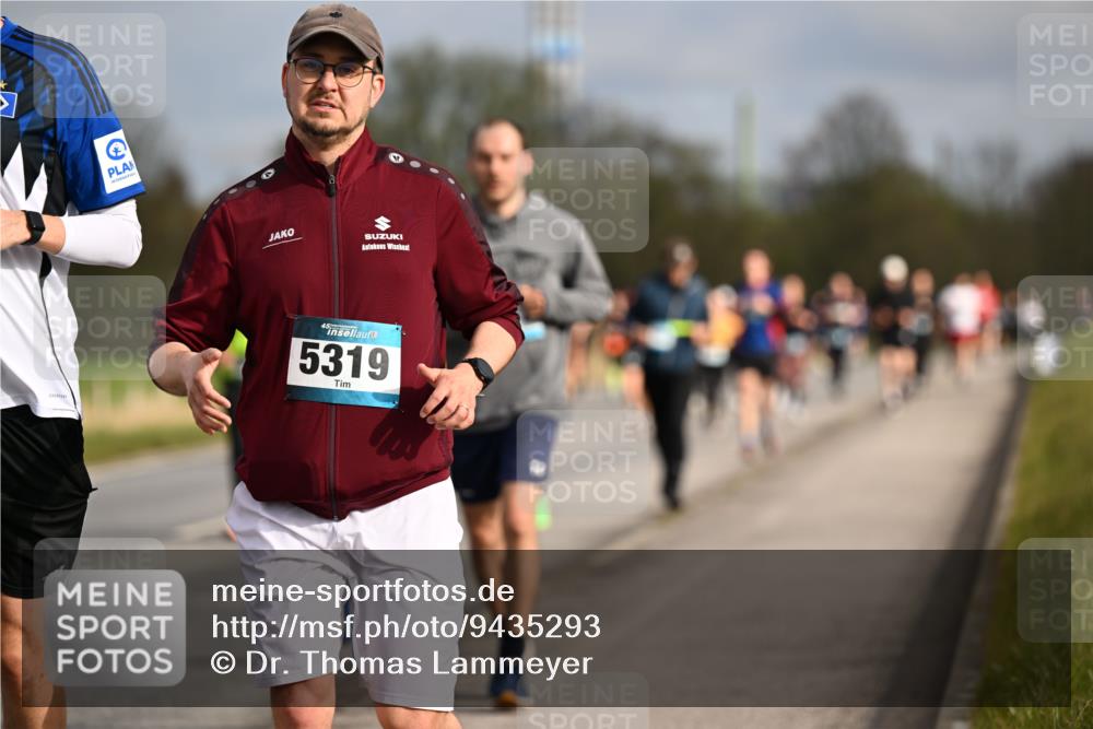 12.04.2026 - 45. Internationalen Wilhelmsburger Insellauf Dr. Thomas Lammeyer http://msf.ph/oto/9435293 12.04.2026 09:24:02 Laufen 45, 5319 meine-sportfotos.de