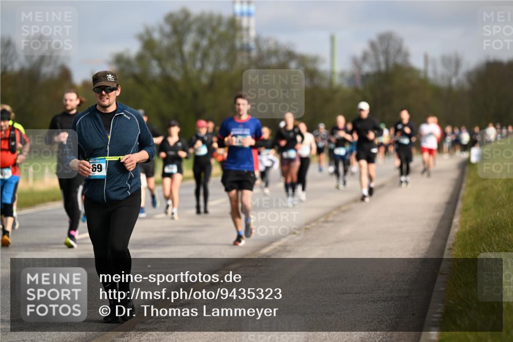 12.04.2026 - 45. Internationalen Wilhelmsburger Insellauf Dr. Thomas Lammeyer http://msf.ph/oto/9435323 12.04.2026 09:24:09 Laufen 69 meine-sportfotos.de