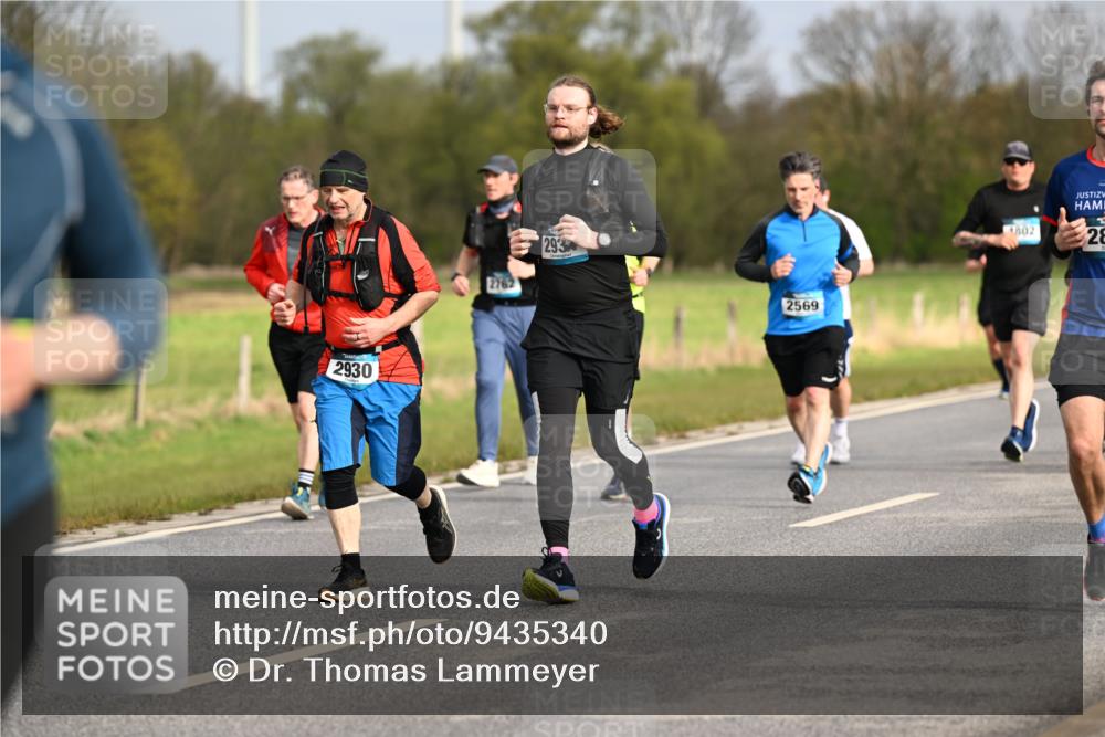12.04.2026 - 45. Internationalen Wilhelmsburger Insellauf Dr. Thomas Lammeyer http://msf.ph/oto/9435340 12.04.2026 09:24:13 Laufen 2930, 2762, 293, 2569, 1802, 28 meine-sportfotos.de