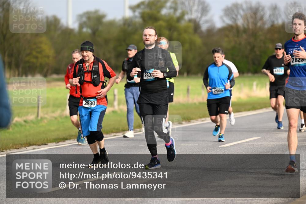 12.04.2026 - 45. Internationalen Wilhelmsburger Insellauf Dr. Thomas Lammeyer http://msf.ph/oto/9435341 12.04.2026 09:24:13 Laufen 2930, 293, 2569, 4802, 2825 meine-sportfotos.de