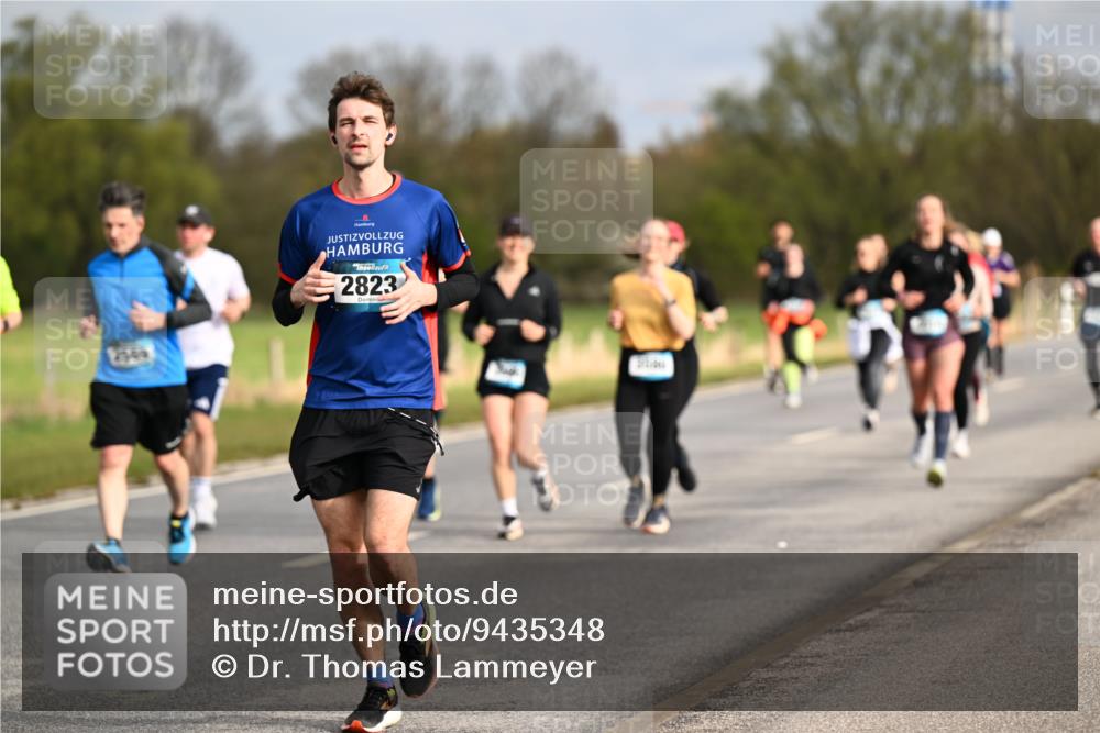 12.04.2026 - 45. Internationalen Wilhelmsburger Insellauf Dr. Thomas Lammeyer http://msf.ph/oto/9435348 12.04.2026 09:24:14 Laufen 2823 meine-sportfotos.de