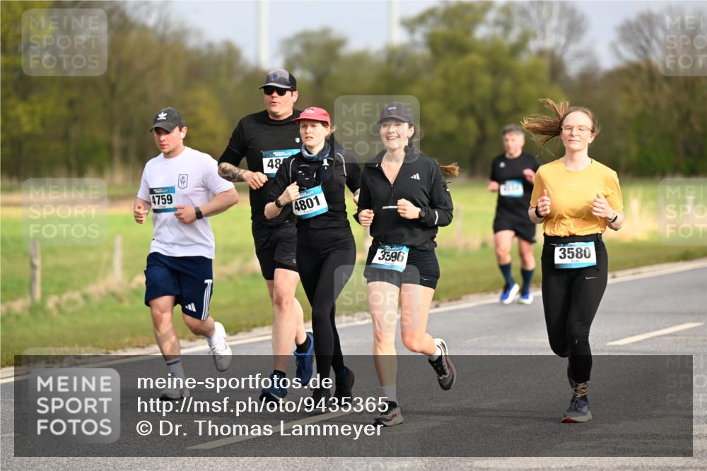 12.04.2026 - 45. Internationalen Wilhelmsburger Insellauf Dr. Thomas Lammeyer http://msf.ph/oto/9435365 12.04.2026 09:24:17 Laufen 4759, 48, 4801, 3580, 3596 meine-sportfotos.de