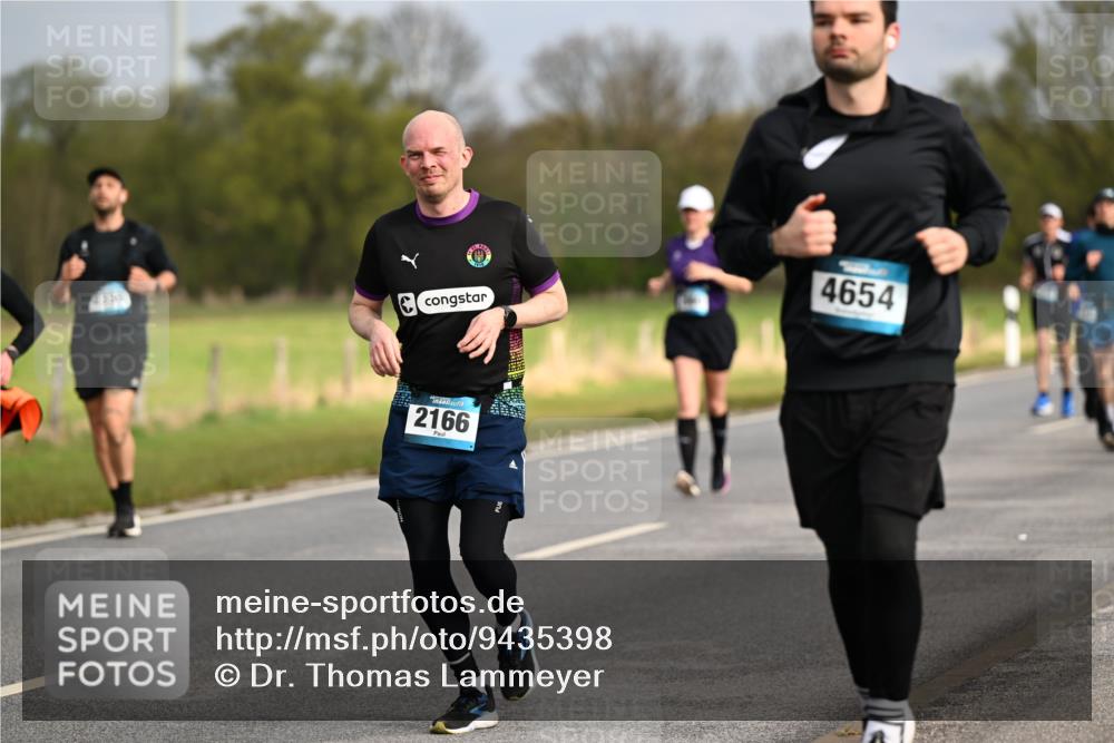 12.04.2026 - 45. Internationalen Wilhelmsburger Insellauf Dr. Thomas Lammeyer http://msf.ph/oto/9435398 12.04.2026 09:24:26 Laufen 4654, 2166 meine-sportfotos.de