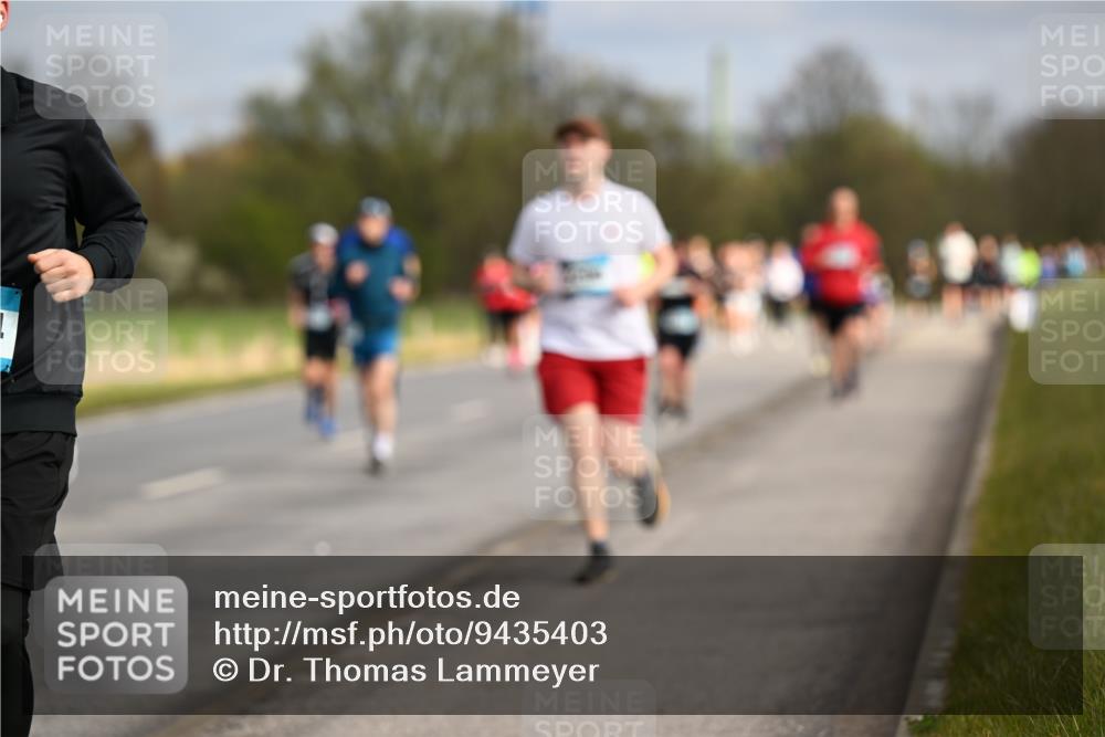 12.04.2026 - 45. Internationalen Wilhelmsburger Insellauf Dr. Thomas Lammeyer http://msf.ph/oto/9435403 12.04.2026 09:24:27 Laufen  meine-sportfotos.de