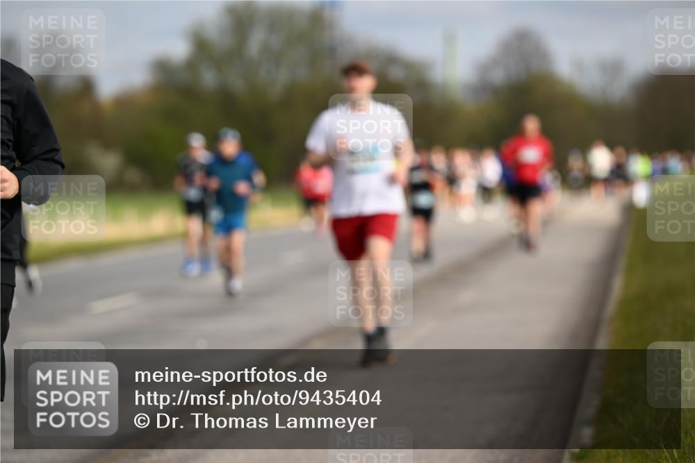 12.04.2026 - 45. Internationalen Wilhelmsburger Insellauf Dr. Thomas Lammeyer http://msf.ph/oto/9435404 12.04.2026 09:24:27 Laufen  meine-sportfotos.de
