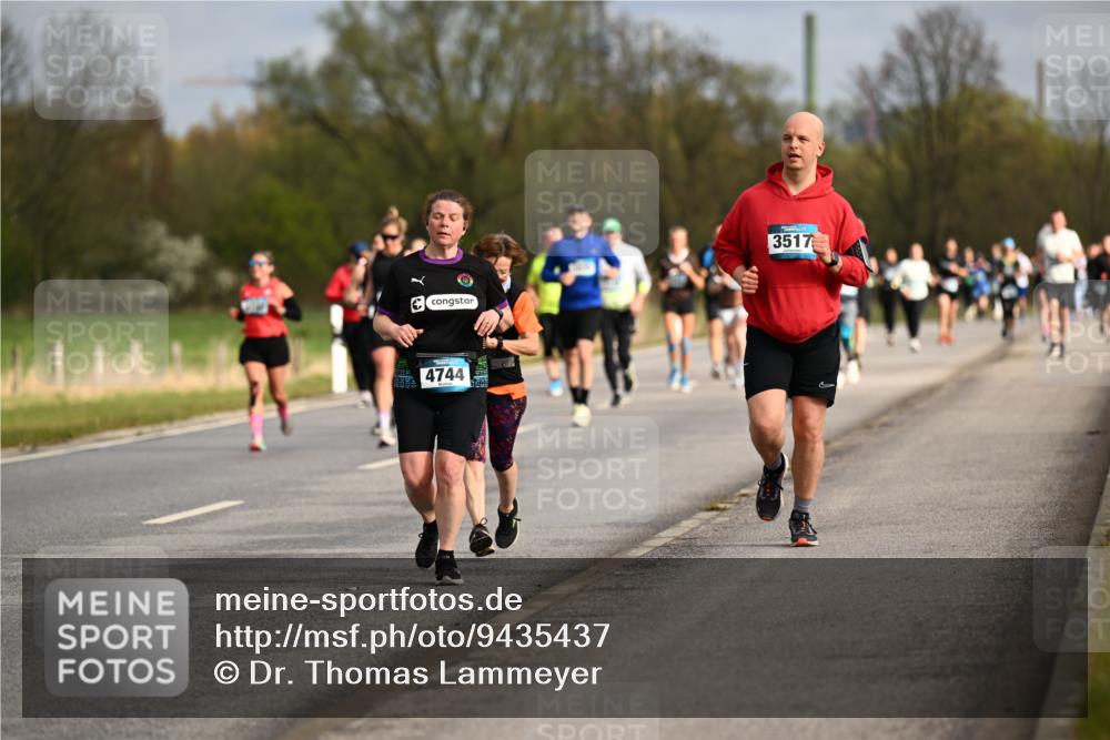 12.04.2026 - 45. Internationalen Wilhelmsburger Insellauf Dr. Thomas Lammeyer http://msf.ph/oto/9435437 12.04.2026 09:24:34 Laufen 4744, 3517 meine-sportfotos.de