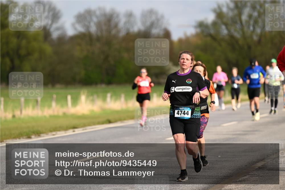 12.04.2026 - 45. Internationalen Wilhelmsburger Insellauf Dr. Thomas Lammeyer http://msf.ph/oto/9435449 12.04.2026 09:24:37 Laufen 4744 meine-sportfotos.de
