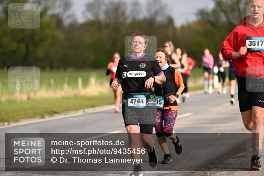 12.04.2026 - 45. Internationalen Wilhelmsburger Insellauf Dr. Thomas Lammeyer http://msf.ph/oto/9435456 12.04.2026 09:24:38 Laufen 4744, 15, 3517 meine-sportfotos.de