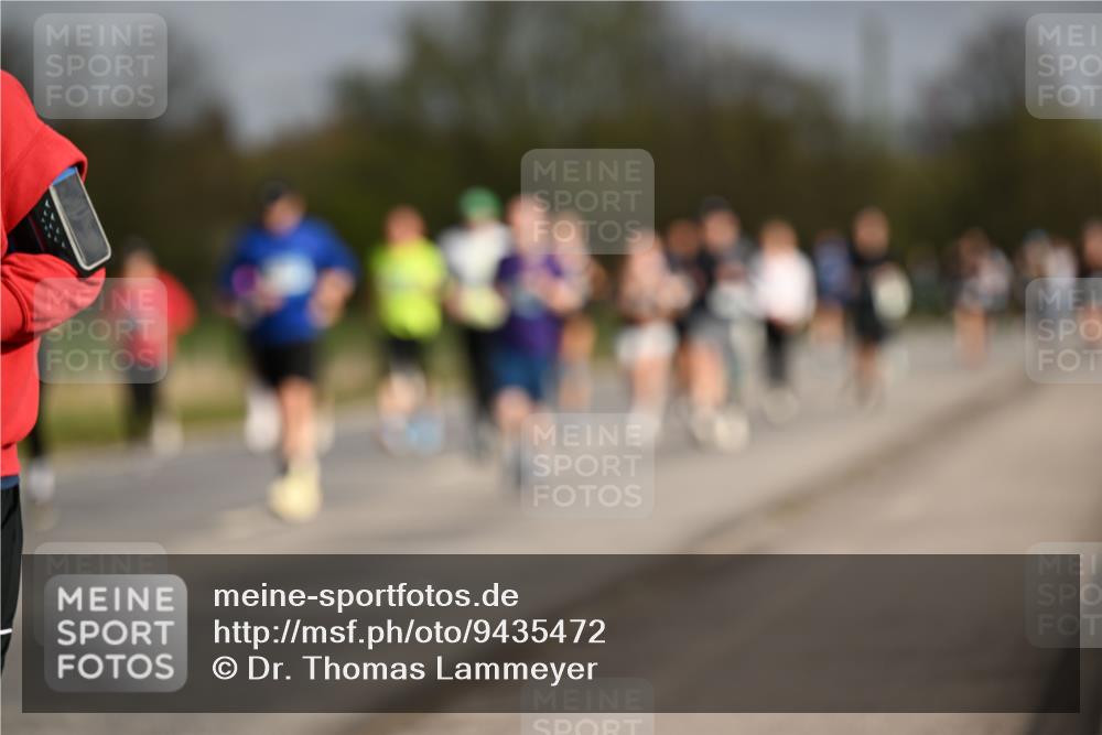 12.04.2026 - 45. Internationalen Wilhelmsburger Insellauf Dr. Thomas Lammeyer http://msf.ph/oto/9435472 12.04.2026 09:24:41 Laufen  meine-sportfotos.de