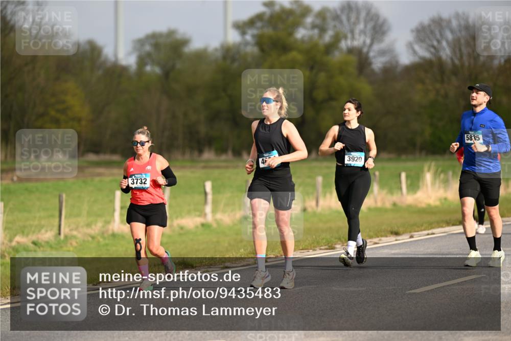 12.04.2026 - 45. Internationalen Wilhelmsburger Insellauf Dr. Thomas Lammeyer http://msf.ph/oto/9435483 12.04.2026 09:24:42 Laufen 3732, 4, 3920, 5835 meine-sportfotos.de