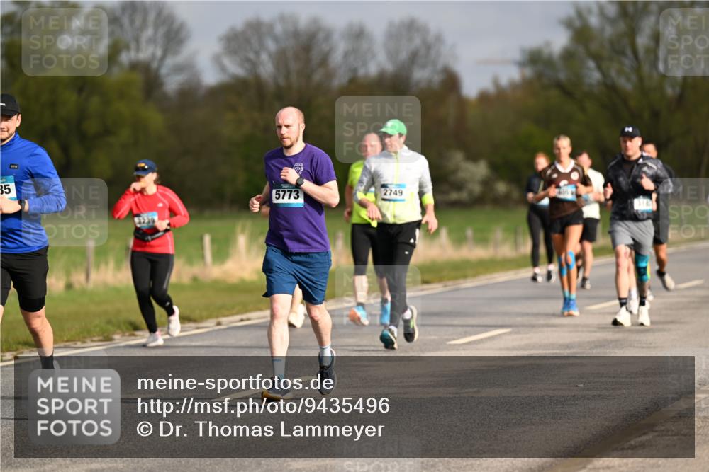 12.04.2026 - 45. Internationalen Wilhelmsburger Insellauf Dr. Thomas Lammeyer http://msf.ph/oto/9435496 12.04.2026 09:24:45 Laufen 35, 5773, 2749 meine-sportfotos.de