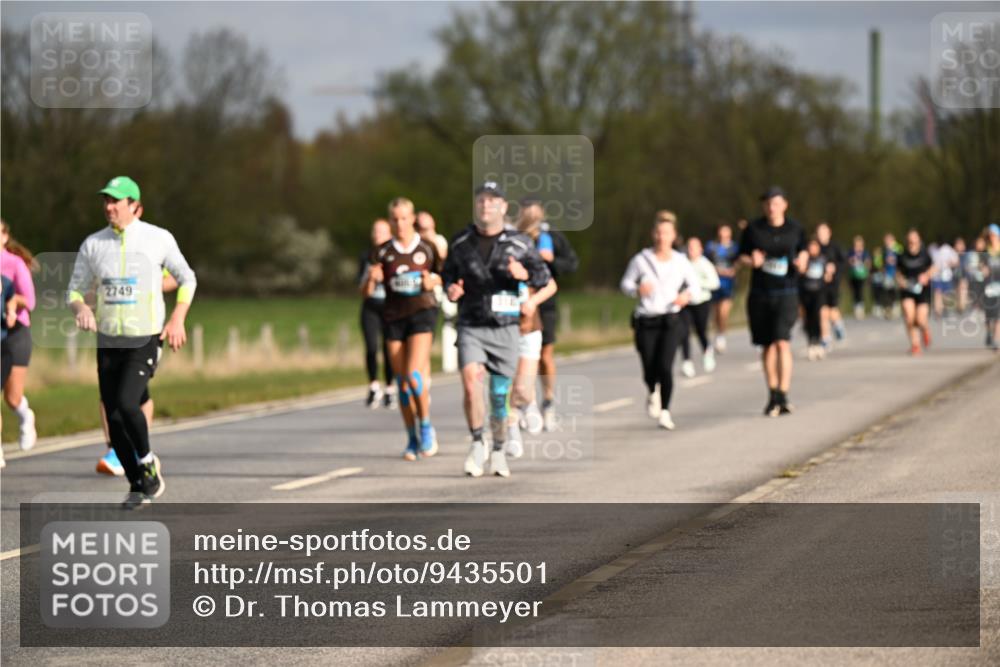 12.04.2026 - 45. Internationalen Wilhelmsburger Insellauf Dr. Thomas Lammeyer http://msf.ph/oto/9435501 12.04.2026 09:24:46 Laufen 2749 meine-sportfotos.de