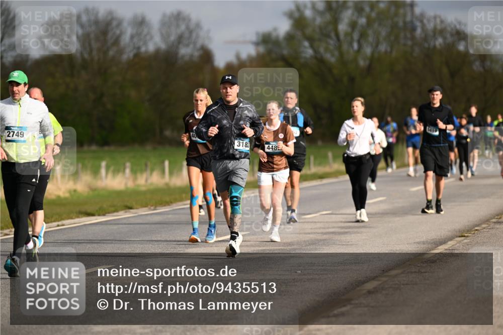 12.04.2026 - 45. Internationalen Wilhelmsburger Insellauf Dr. Thomas Lammeyer http://msf.ph/oto/9435513 12.04.2026 09:24:48 Laufen 2749, 318, 448 meine-sportfotos.de