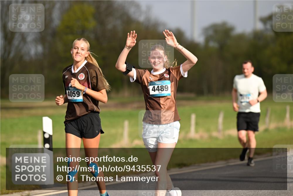 12.04.2026 - 45. Internationalen Wilhelmsburger Insellauf Dr. Thomas Lammeyer http://msf.ph/oto/9435537 12.04.2026 09:24:54 Laufen 4059, 4489 meine-sportfotos.de