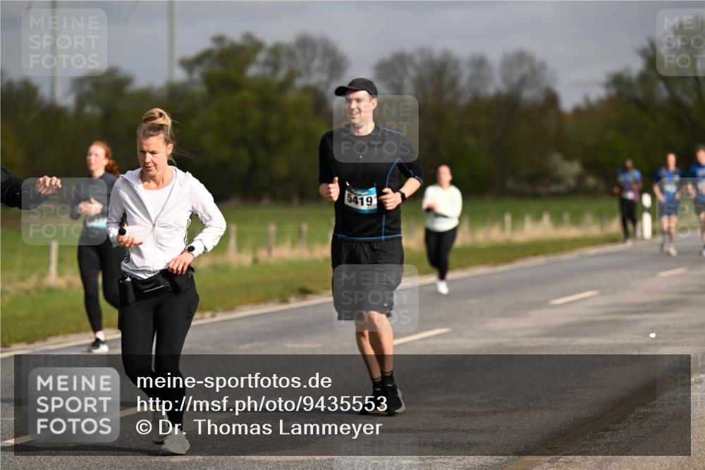 12.04.2026 - 45. Internationalen Wilhelmsburger Insellauf Dr. Thomas Lammeyer http://msf.ph/oto/9435553 12.04.2026 09:24:57 Laufen 5419 meine-sportfotos.de