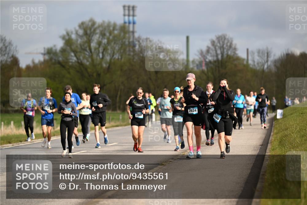 12.04.2026 - 45. Internationalen Wilhelmsburger Insellauf Dr. Thomas Lammeyer http://msf.ph/oto/9435561 12.04.2026 09:24:59 Laufen 3460 meine-sportfotos.de
