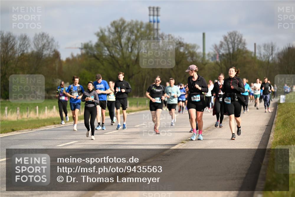 12.04.2026 - 45. Internationalen Wilhelmsburger Insellauf Dr. Thomas Lammeyer http://msf.ph/oto/9435563 12.04.2026 09:25:00 Laufen 4148, 2806, 2924, 23460 meine-sportfotos.de