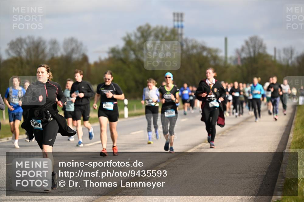 12.04.2026 - 45. Internationalen Wilhelmsburger Insellauf Dr. Thomas Lammeyer http://msf.ph/oto/9435593 12.04.2026 09:25:06 Laufen 3460, 2806 meine-sportfotos.de