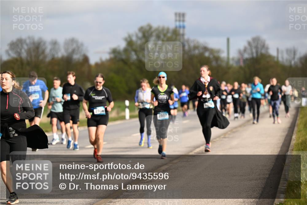 12.04.2026 - 45. Internationalen Wilhelmsburger Insellauf Dr. Thomas Lammeyer http://msf.ph/oto/9435596 12.04.2026 09:25:06 Laufen 2807 meine-sportfotos.de