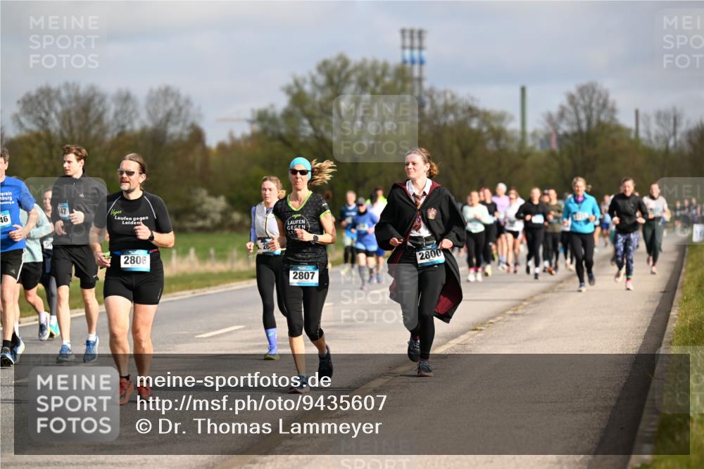 12.04.2026 - 45. Internationalen Wilhelmsburger Insellauf Dr. Thomas Lammeyer http://msf.ph/oto/9435607 12.04.2026 09:25:08 Laufen 46, 26, 2806, 2800, 2807 meine-sportfotos.de