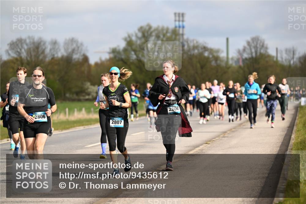 12.04.2026 - 45. Internationalen Wilhelmsburger Insellauf Dr. Thomas Lammeyer http://msf.ph/oto/9435612 12.04.2026 09:25:09 Laufen 147, 2806, 2800, 2807 meine-sportfotos.de