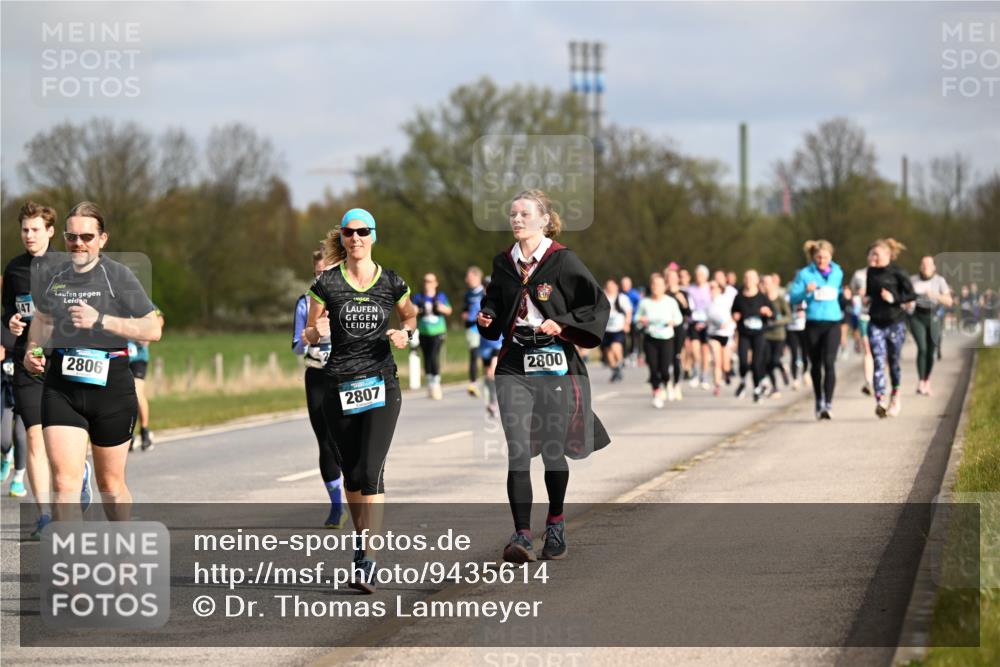 12.04.2026 - 45. Internationalen Wilhelmsburger Insellauf Dr. Thomas Lammeyer http://msf.ph/oto/9435614 12.04.2026 09:25:09 Laufen 147, 2806, 2800, 2807 meine-sportfotos.de