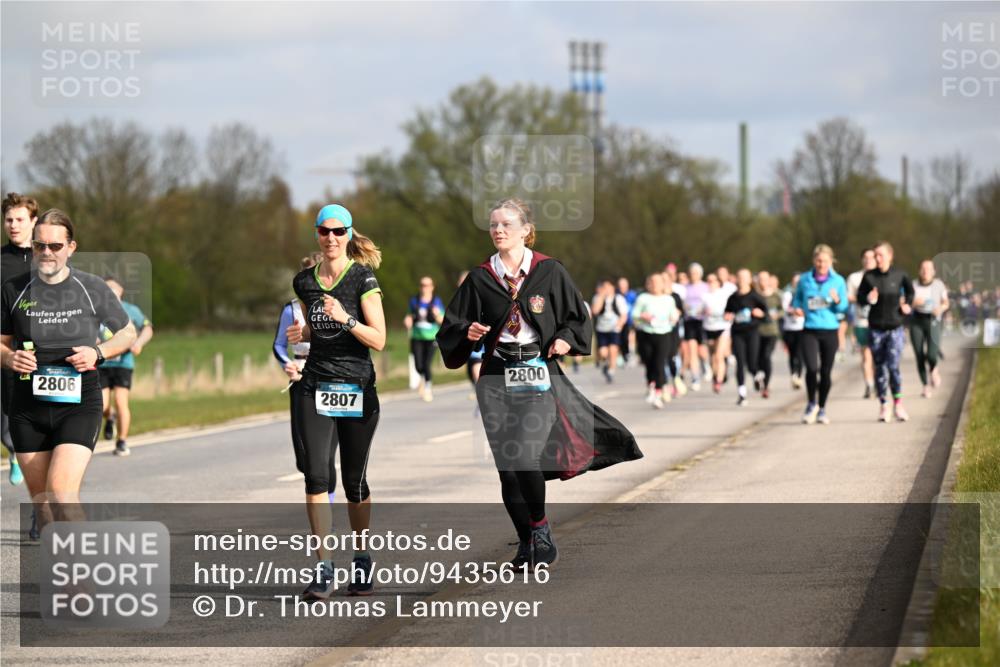 12.04.2026 - 45. Internationalen Wilhelmsburger Insellauf Dr. Thomas Lammeyer http://msf.ph/oto/9435616 12.04.2026 09:25:09 Laufen 2806, 2807, 2800 meine-sportfotos.de