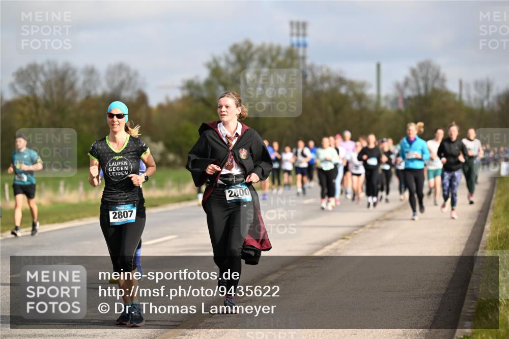 12.04.2026 - 45. Internationalen Wilhelmsburger Insellauf Dr. Thomas Lammeyer http://msf.ph/oto/9435622 12.04.2026 09:25:10 Laufen 2807, 2800 meine-sportfotos.de