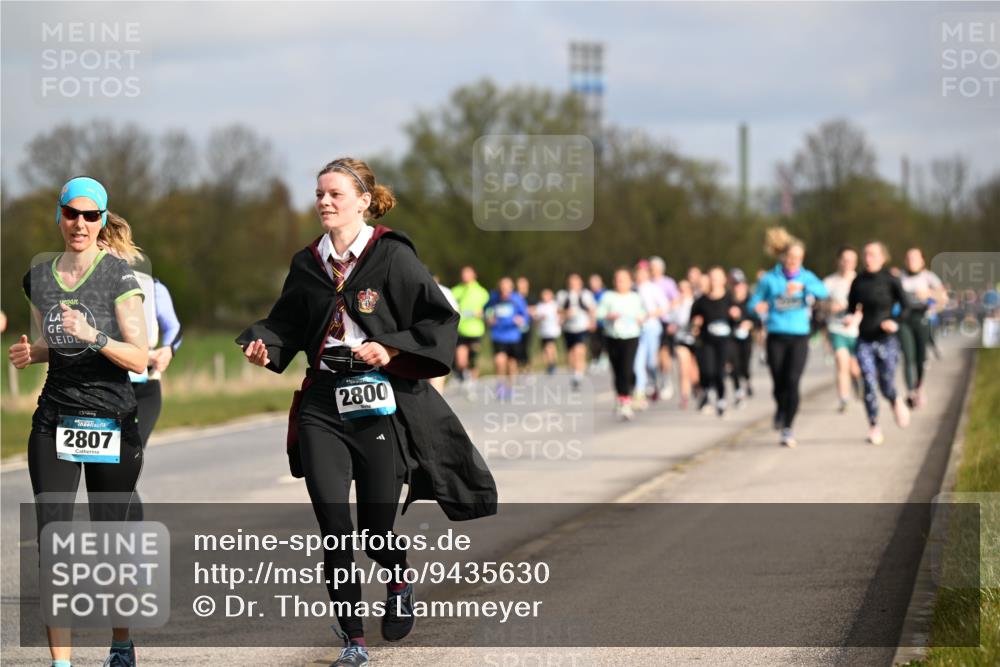 12.04.2026 - 45. Internationalen Wilhelmsburger Insellauf Dr. Thomas Lammeyer http://msf.ph/oto/9435630 12.04.2026 09:25:11 Laufen 2807, 2800 meine-sportfotos.de