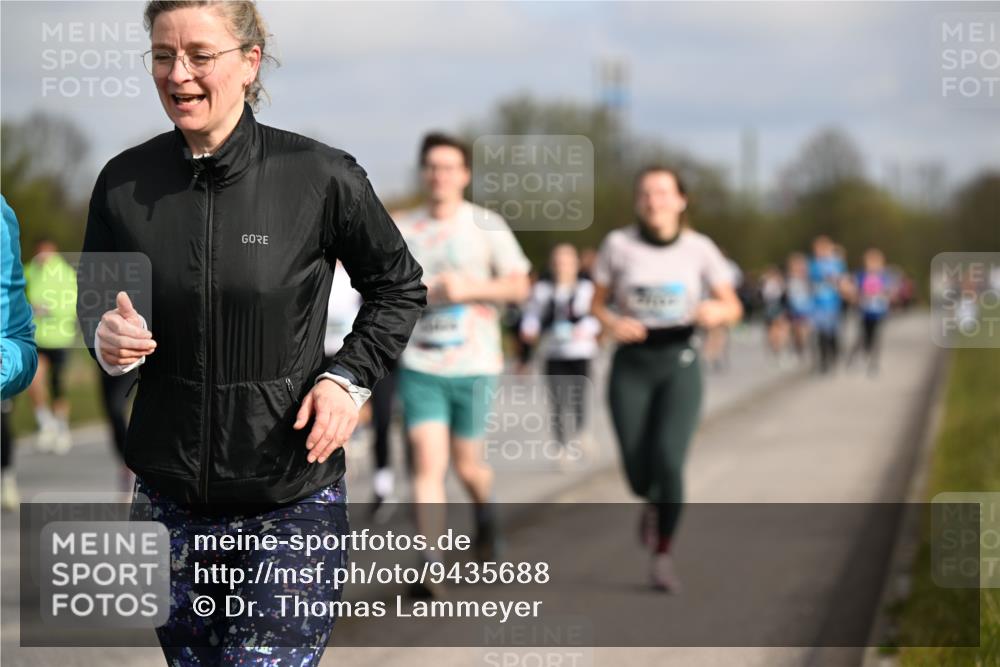 12.04.2026 - 45. Internationalen Wilhelmsburger Insellauf Dr. Thomas Lammeyer http://msf.ph/oto/9435688 12.04.2026 09:25:22 Laufen  meine-sportfotos.de