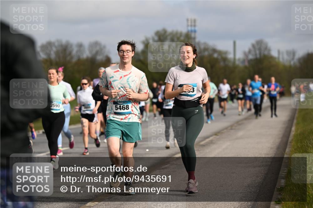 12.04.2026 - 45. Internationalen Wilhelmsburger Insellauf Dr. Thomas Lammeyer http://msf.ph/oto/9435691 12.04.2026 09:25:23 Laufen 2590, 5468 meine-sportfotos.de