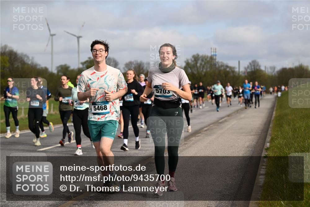 12.04.2026 - 45. Internationalen Wilhelmsburger Insellauf Dr. Thomas Lammeyer http://msf.ph/oto/9435700 12.04.2026 09:25:25 Laufen 2895, 2590, 5468, 2576, 5703 meine-sportfotos.de