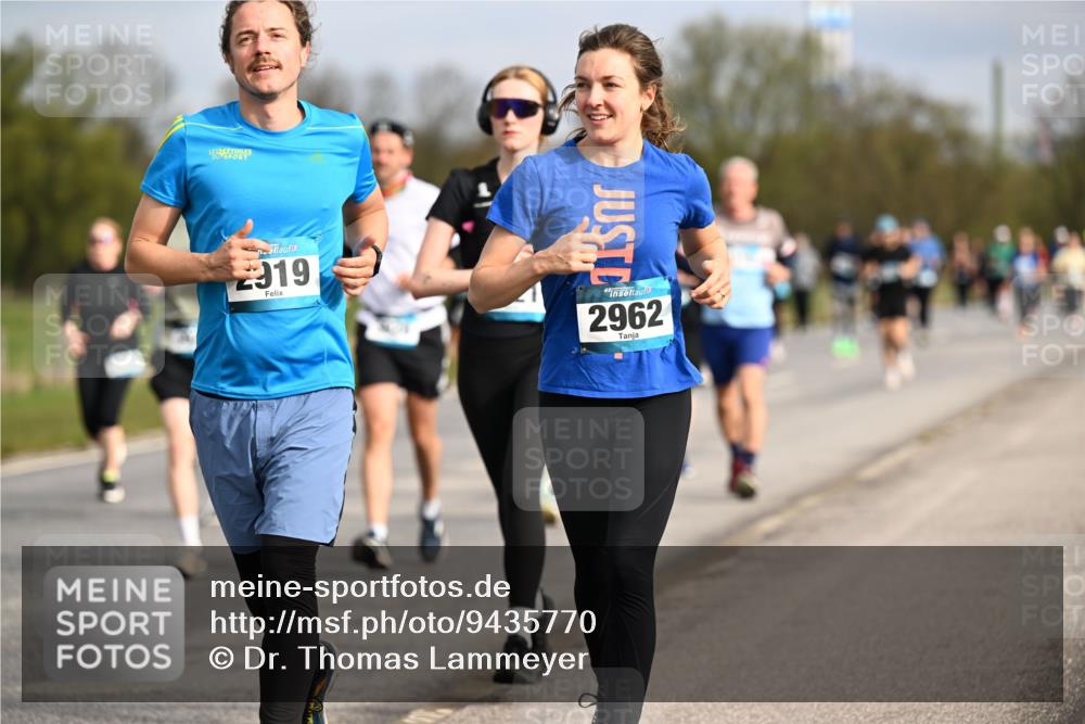 12.04.2026 - 45. Internationalen Wilhelmsburger Insellauf Dr. Thomas Lammeyer http://msf.ph/oto/9435770 12.04.2026 09:25:37 Laufen 919, 2962 meine-sportfotos.de