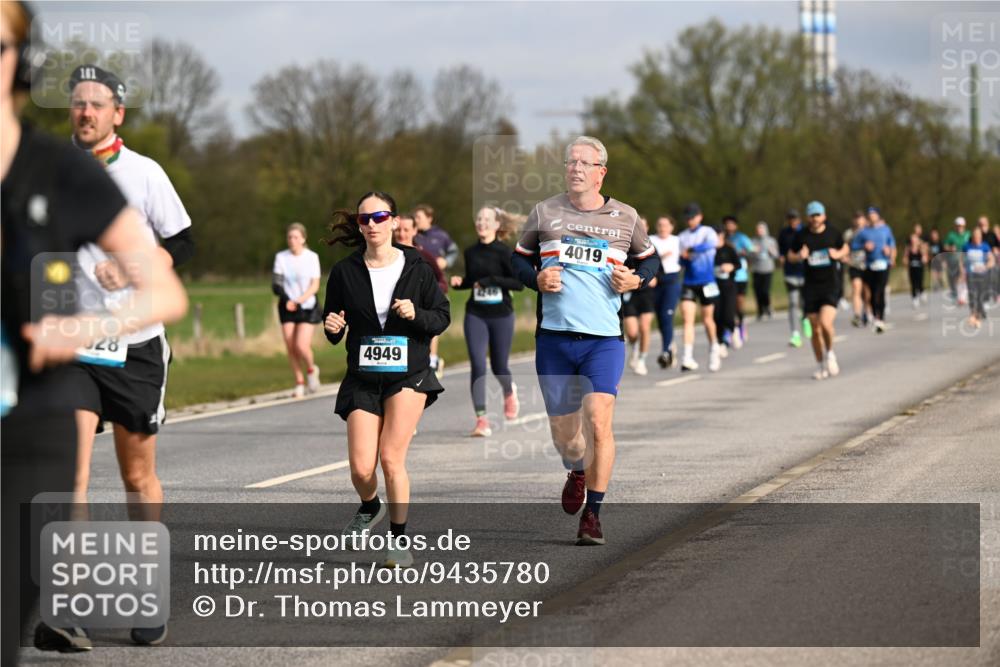12.04.2026 - 45. Internationalen Wilhelmsburger Insellauf Dr. Thomas Lammeyer http://msf.ph/oto/9435780 12.04.2026 09:25:39 Laufen 161, 028, 4949, 4019 meine-sportfotos.de