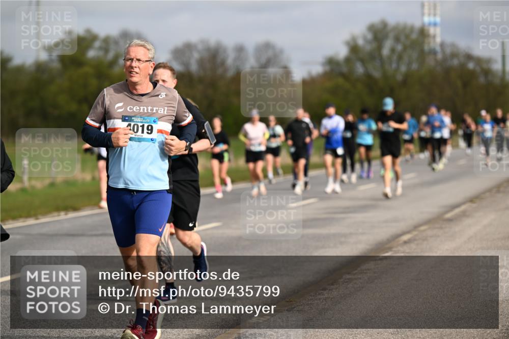 12.04.2026 - 45. Internationalen Wilhelmsburger Insellauf Dr. Thomas Lammeyer http://msf.ph/oto/9435799 12.04.2026 09:25:42 Laufen 4019 meine-sportfotos.de