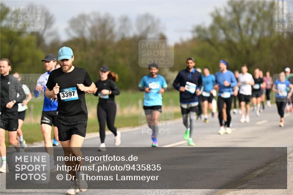 12.04.2026 - 45. Internationalen Wilhelmsburger Insellauf Dr. Thomas Lammeyer http://msf.ph/oto/9435835 12.04.2026 09:25:48 Laufen 3397 meine-sportfotos.de