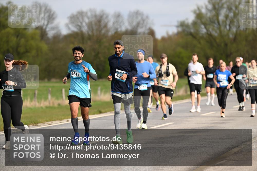 12.04.2026 - 45. Internationalen Wilhelmsburger Insellauf Dr. Thomas Lammeyer http://msf.ph/oto/9435846 12.04.2026 09:25:51 Laufen 2542, 4613, 46, 461, 3027 meine-sportfotos.de