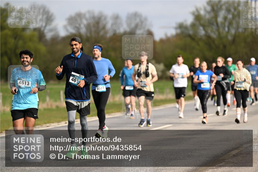 12.04.2026 - 45. Internationalen Wilhelmsburger Insellauf Dr. Thomas Lammeyer http://msf.ph/oto/9435854 12.04.2026 09:25:52 Laufen 4613, 4612, 461, 3027 meine-sportfotos.de