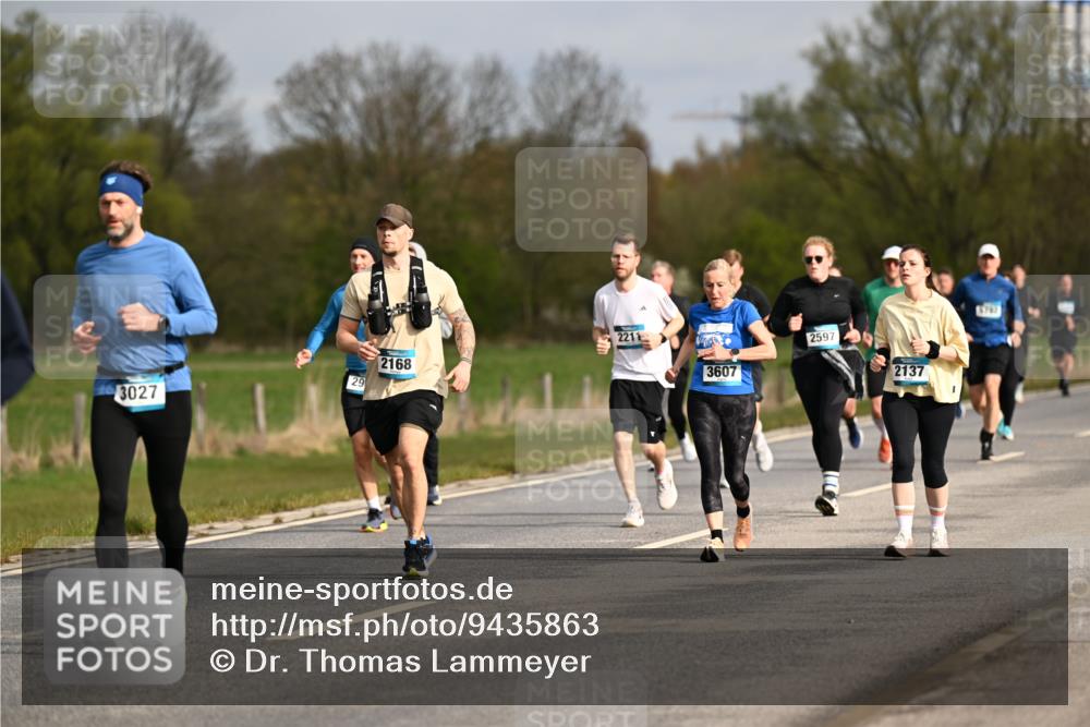 12.04.2026 - 45. Internationalen Wilhelmsburger Insellauf Dr. Thomas Lammeyer http://msf.ph/oto/9435863 12.04.2026 09:25:54 Laufen 2168, 29, 3027, 2211, 3607, 2597, 2137, 5762 meine-sportfotos.de