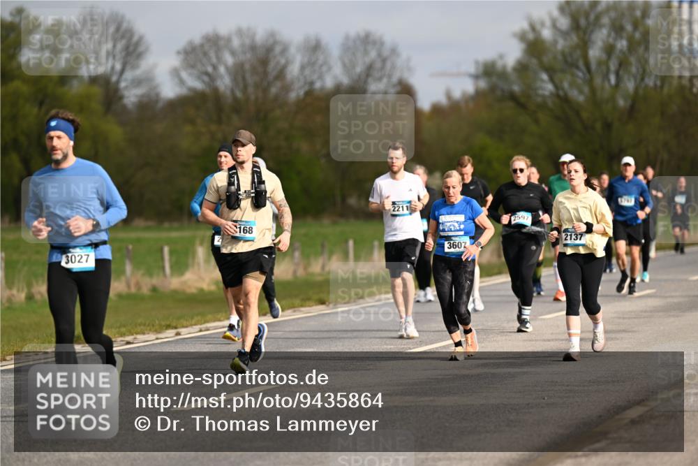 12.04.2026 - 45. Internationalen Wilhelmsburger Insellauf Dr. Thomas Lammeyer http://msf.ph/oto/9435864 12.04.2026 09:25:54 Laufen 168, 3027, 2211, 3607, 2597, 2137 meine-sportfotos.de