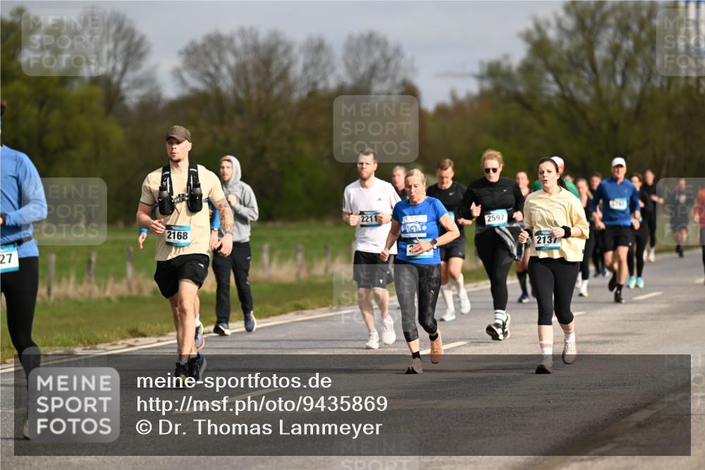 12.04.2026 - 45. Internationalen Wilhelmsburger Insellauf Dr. Thomas Lammeyer http://msf.ph/oto/9435869 12.04.2026 09:25:55 Laufen 2211, 2597, 2168, 27, 2137 meine-sportfotos.de