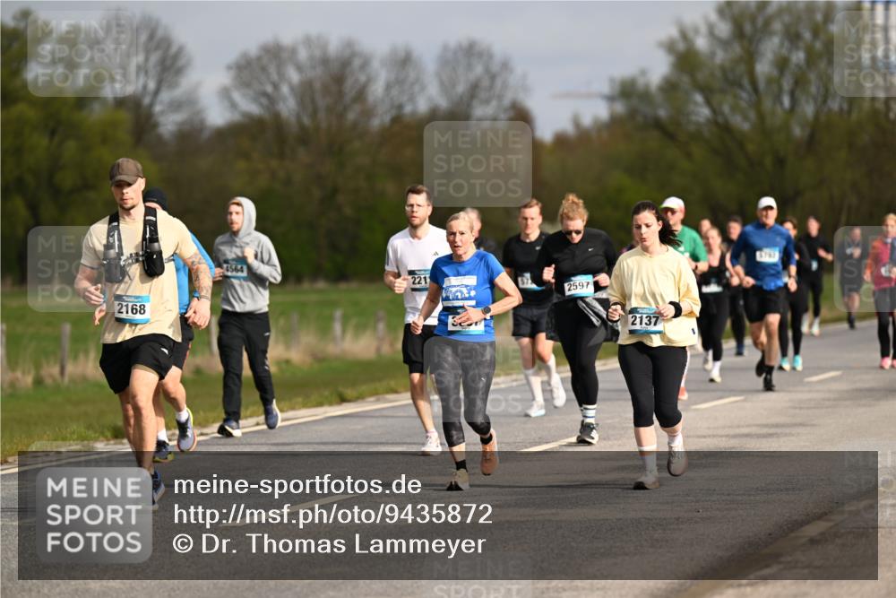 12.04.2026 - 45. Internationalen Wilhelmsburger Insellauf Dr. Thomas Lammeyer http://msf.ph/oto/9435872 12.04.2026 09:25:56 Laufen 2168, 4564, 221, 2597, 2137 meine-sportfotos.de