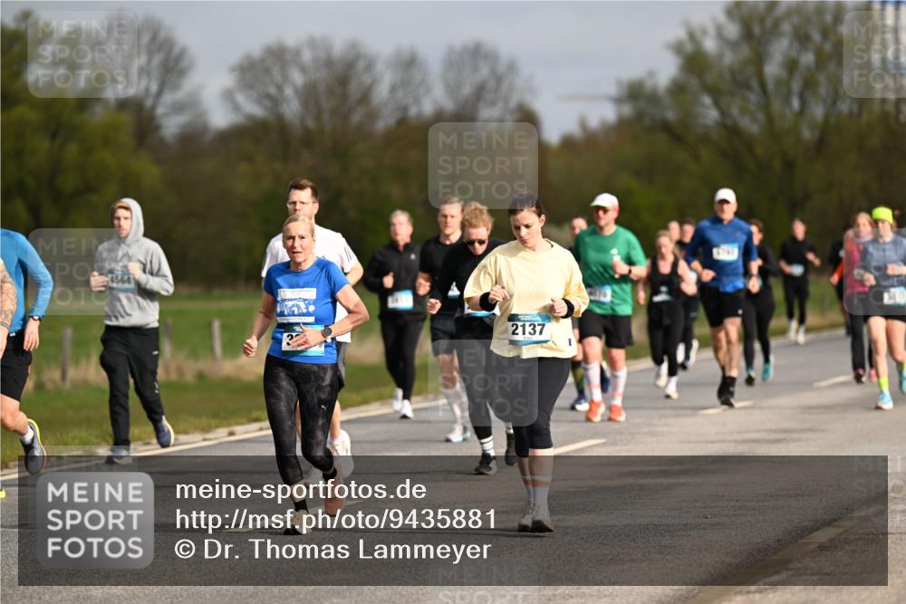 12.04.2026 - 45. Internationalen Wilhelmsburger Insellauf Dr. Thomas Lammeyer http://msf.ph/oto/9435881 12.04.2026 09:25:57 Laufen 4564, 2137 meine-sportfotos.de